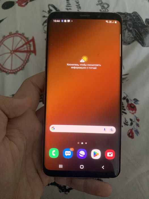 продам телефон samsung s9+