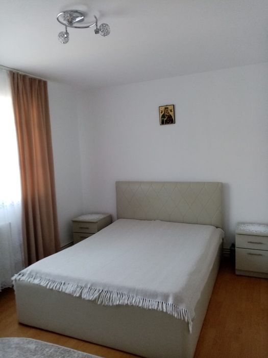 Apartament în Fieni