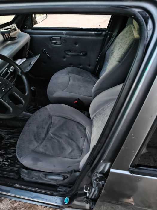 Машина Дэу Тико 0.8