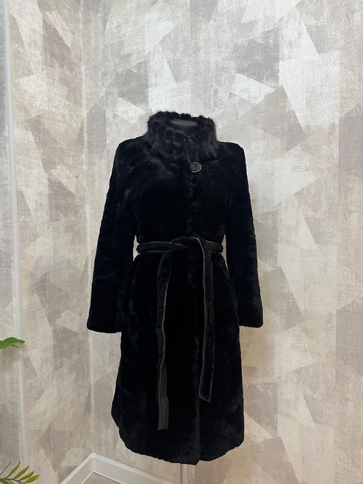 Шуба мутон с норковым воротником