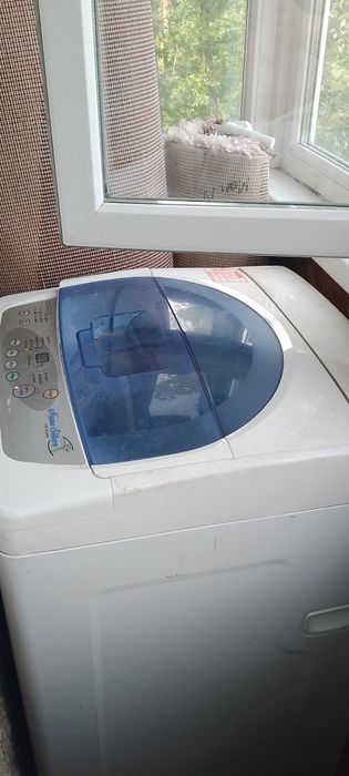 Продам стиральную машину