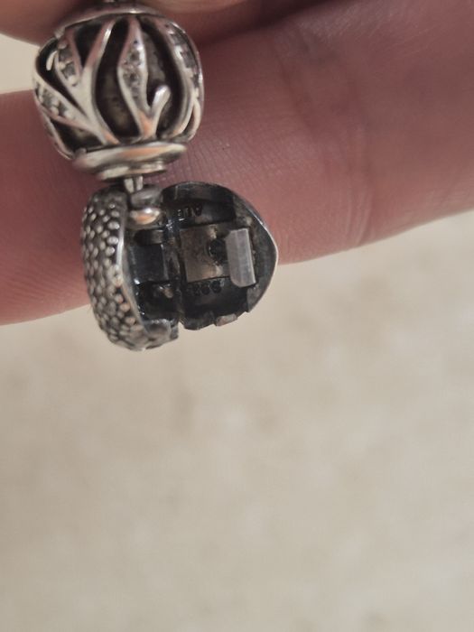 Bratara Pandora cu charmuri