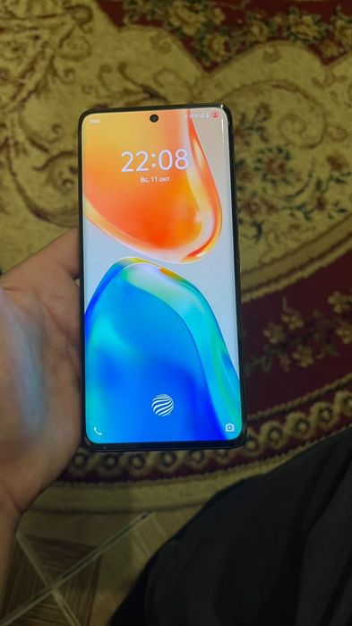Продается смартфон Vivo v25 pro