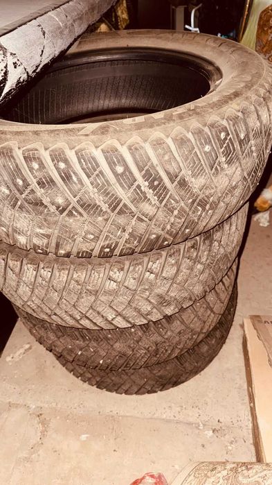 Шины Киа Соренто и калпак Мерса