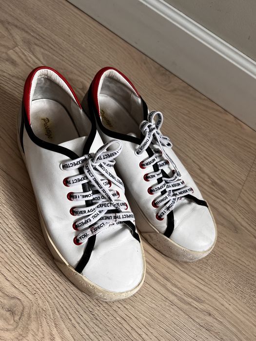 Продам женскую обувь