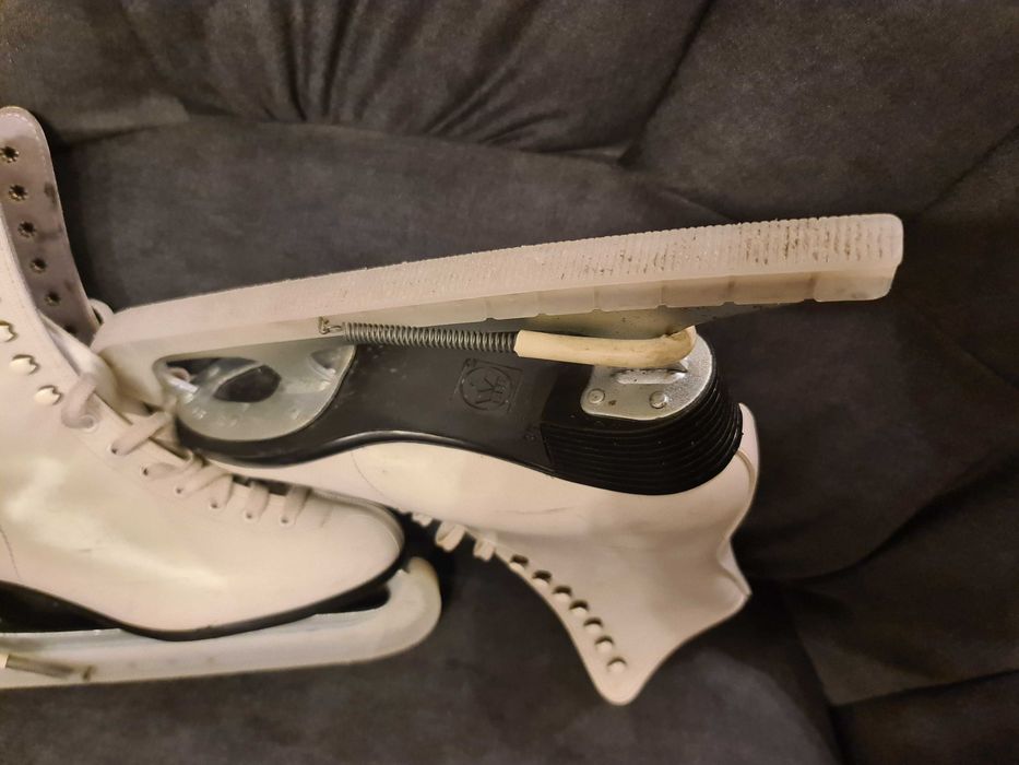 Patine Gheata Dama