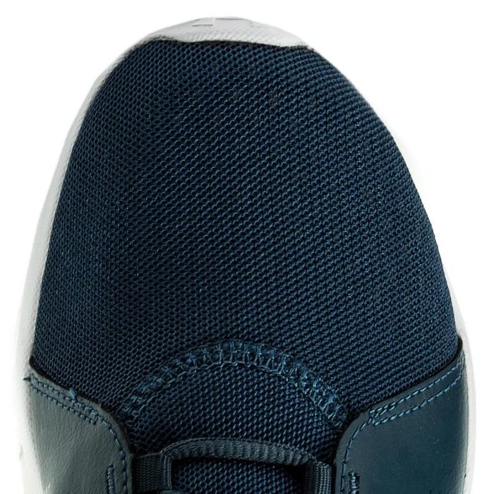 Дамски маратонки Under Armour Squad - 36.5, 37.5, 38.5