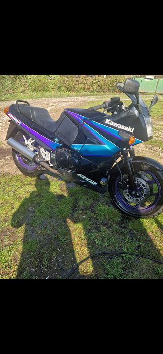 Продавам Kawasaki GPX600