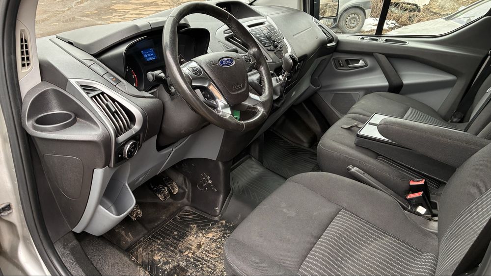 Vand Ford transit euro 6 custom avariat,lovit recent adus
