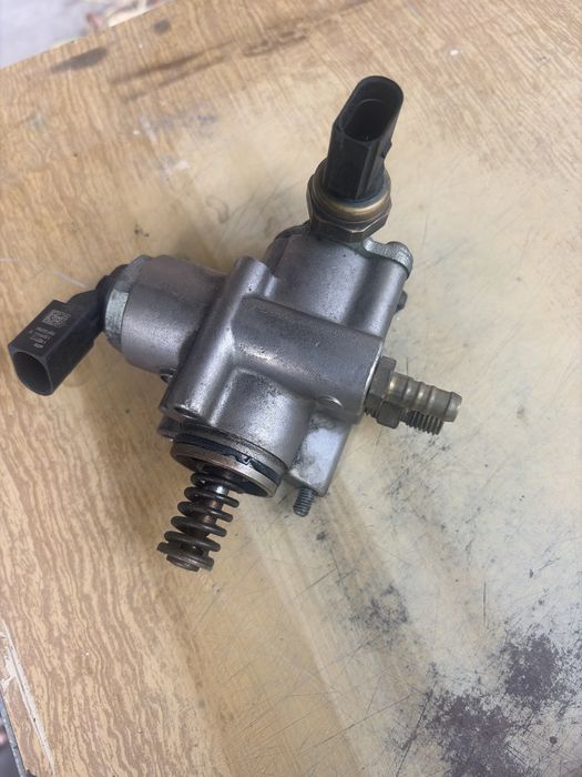 ТНВД на passat b6 fsi2.0 turbo