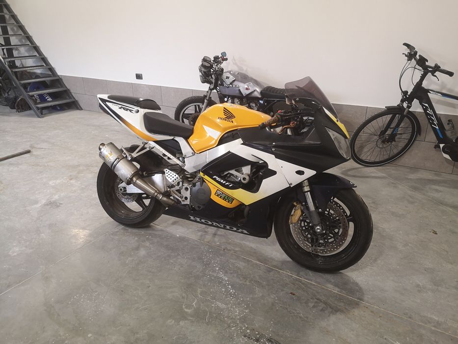Honda cbr 929 на части