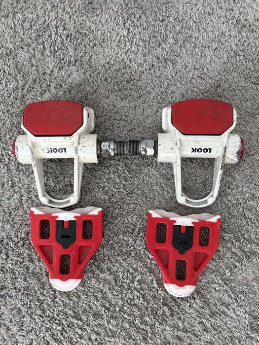 Обувки Shimano SH-RC302 + подарък педали