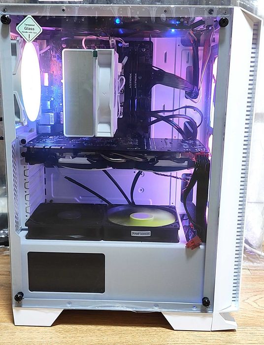 PC Gaming White Edition – i3 Gen 12 | GTX 1070 8GB | 16GB RAM | Win 11 Pro