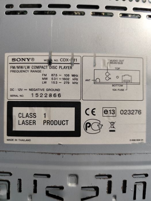 Casetofon auto Sony CDX-S11 – față detașabilă