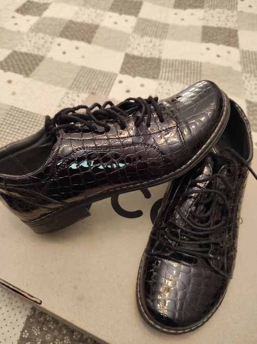 Pantofi de lac, piele, 36 Nicolis