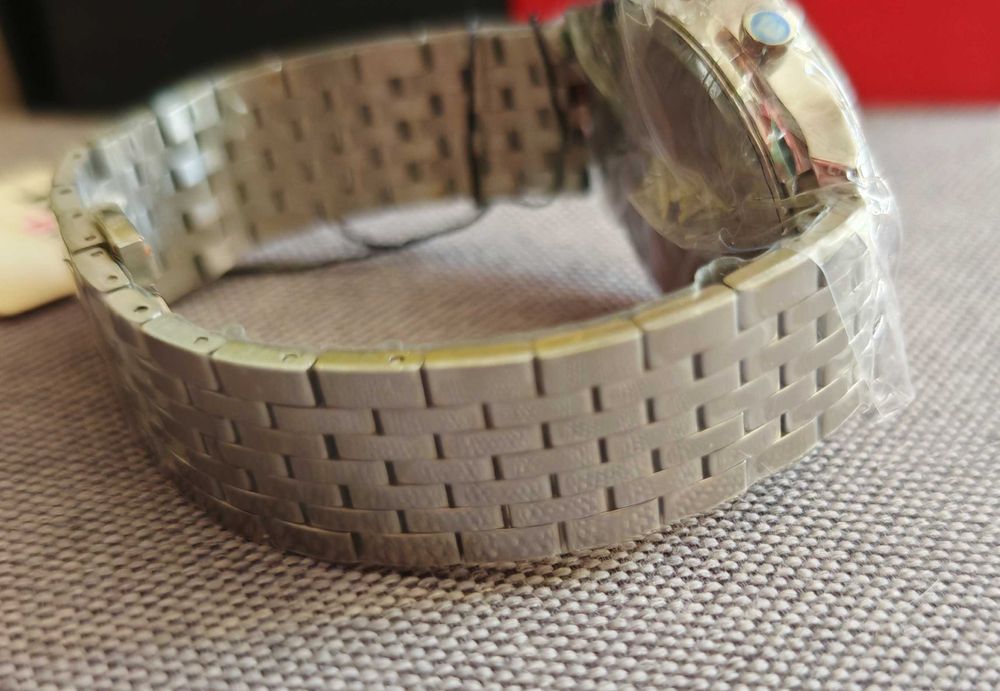 TISSOT Tradition мъжки часовник хронограф дата чисто нов 100% оригинал