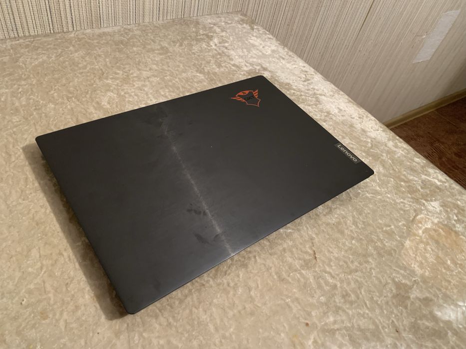Продам Lenovo.