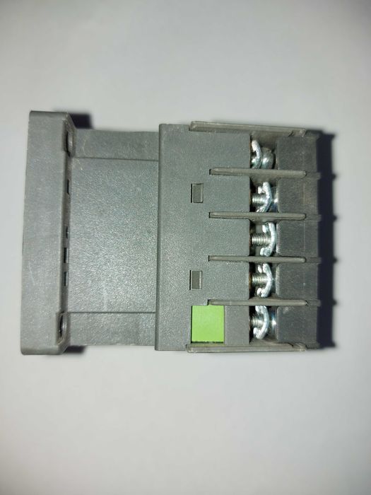 Mini-contactoar Noark Ex9CS12 01 3P 230V (101056) (folosit)