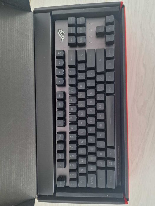 Tastatura gaming mecanica Asus ROG Strix Scope RX TKL Wireless Deluxe