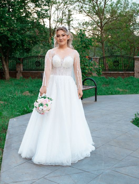 Vând rochie de mireasa