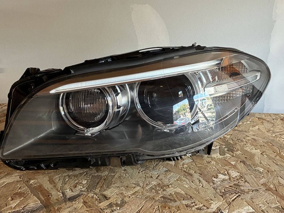 BMW F10 F11 LCI Ляв Bi-Xenon фар HELLA LED 63117343909
