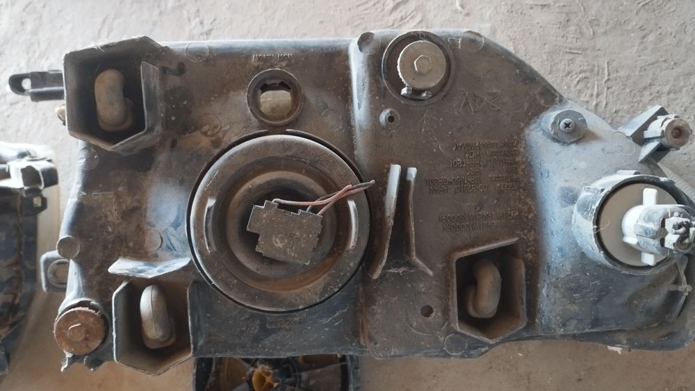 Фары от джипа  Паджеро