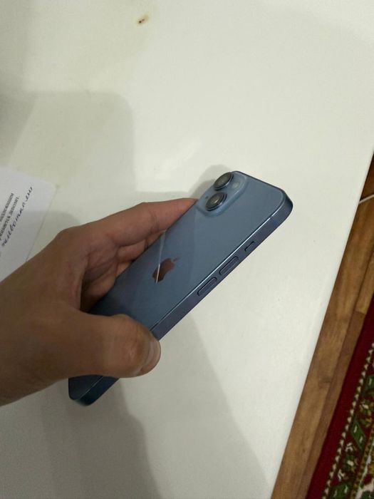 Продам iphone 14.