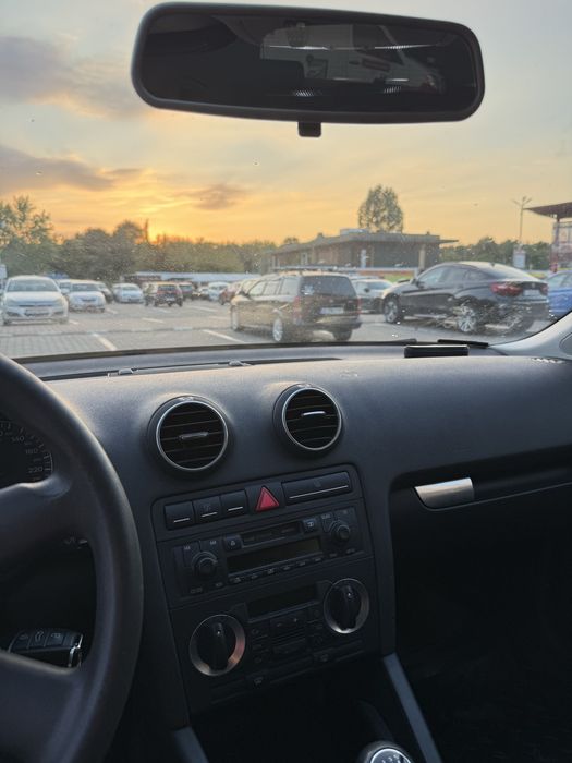 Audi A3 8P 2.0 TDI / 2006 / 140 CP / Climatronic