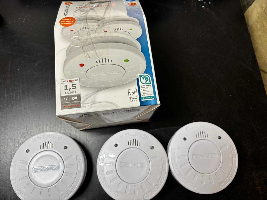 SET detectoare  de fum Smartwares RM520/3, pachet de 3, baterie 10 ani, buton de testare, etichetă Q