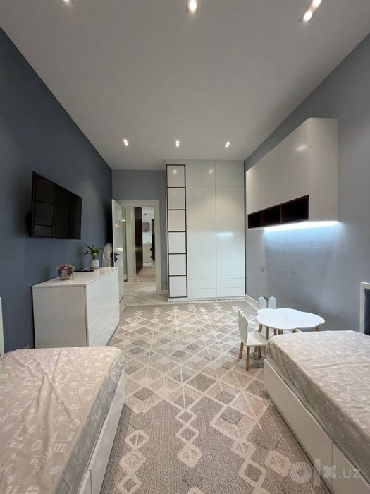 Parisien ЖК , Аренда  Golden House , 3 комнаты , 90 м2