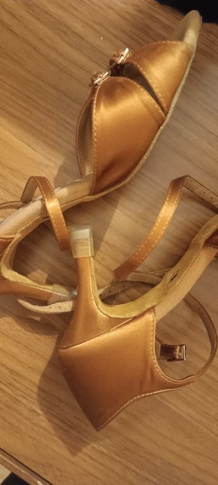 Туфли для бальных танцев