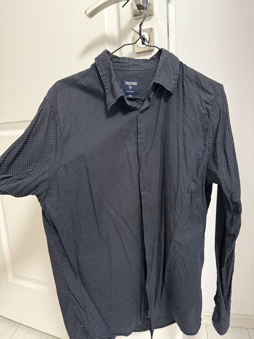 Cămăși bărbați M - L