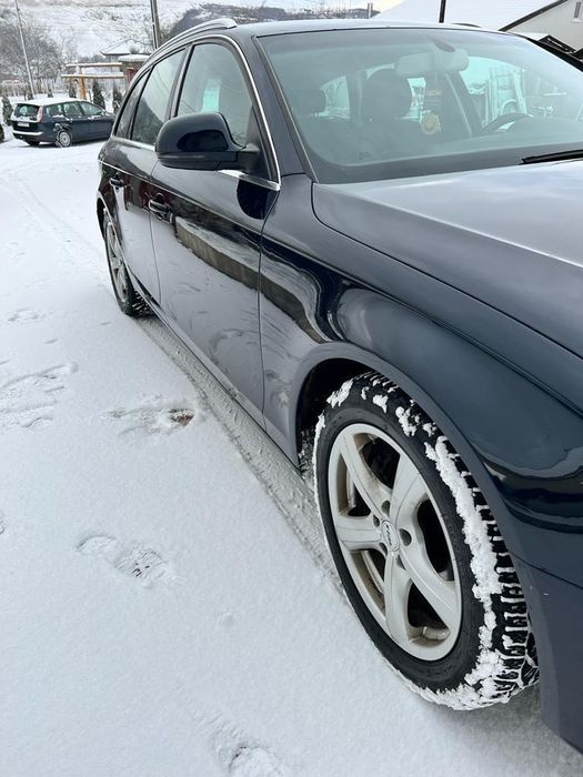 Vând Audi a4 b8 an 2009 e5