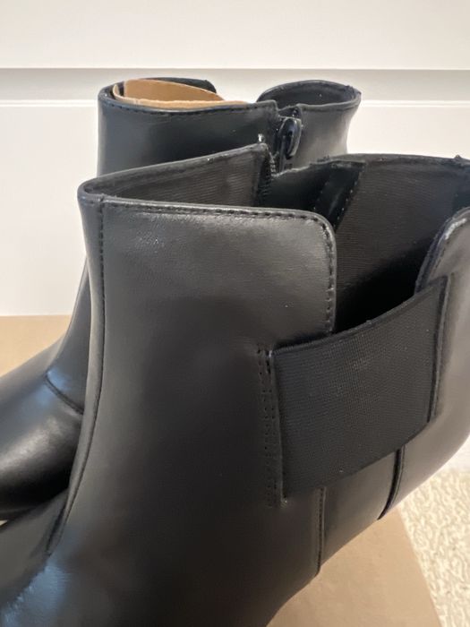 Ghete piele Clarks 39,5