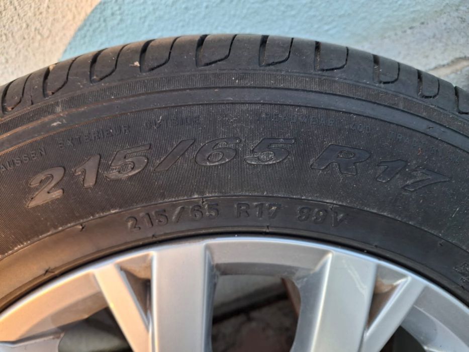 Продам комплект шины с дисками