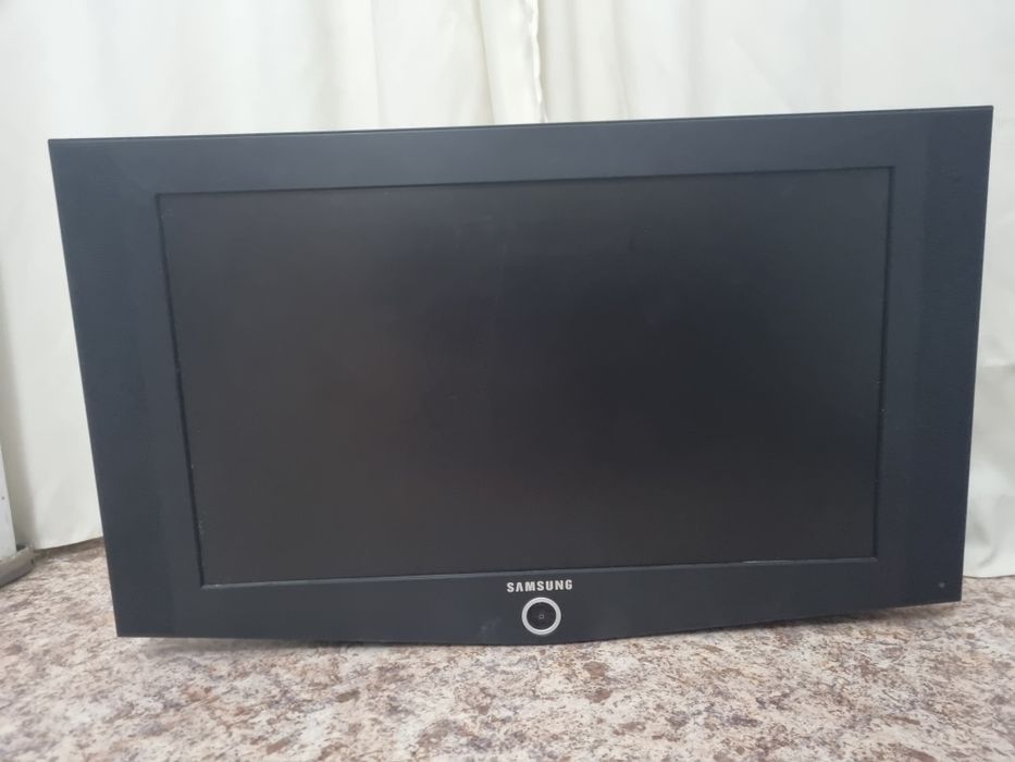 Телевизор Самсунг