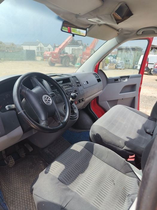 Vând Volkswagen Transporter