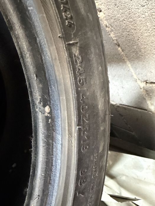 Продам шины пара 225/45/19