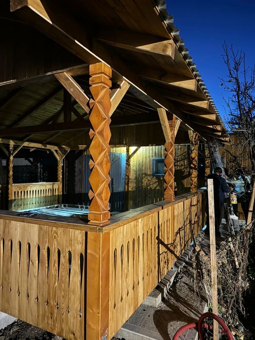 Magazi și foișoare