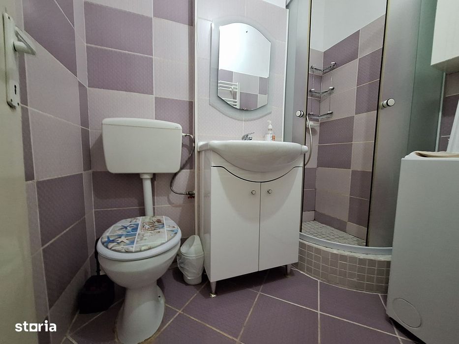 Apartament cu 2 camere| etaj intermediar| centrala proprie| Complexul