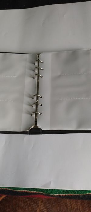 Класьори за визитни картички