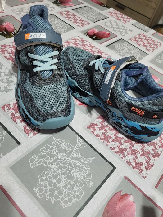 Adidasi comozi sport