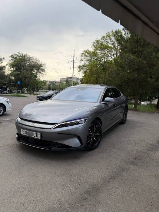 Byd Han Dual motor. Full. Tozza