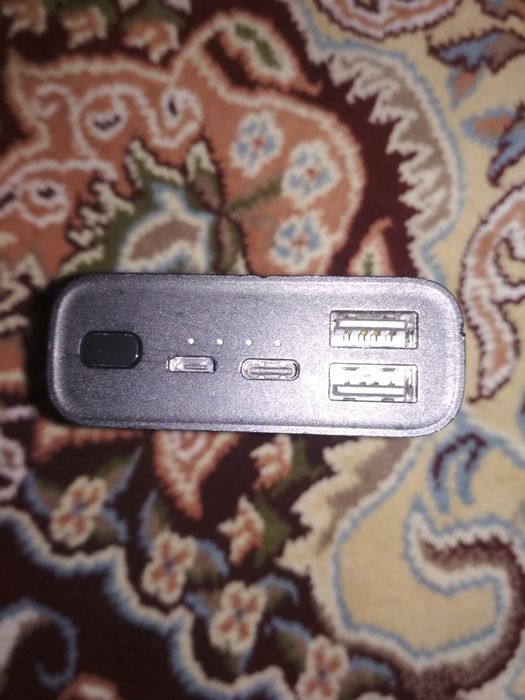 Повербанк 10000 заряда