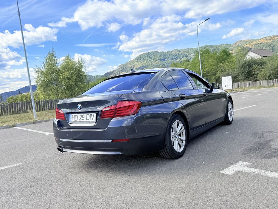 BMW F10 2011 2.0