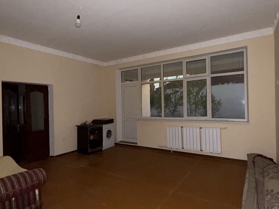 Продаётся коттедж 6 соток, г.Самарканд, Чортут, с ремонт