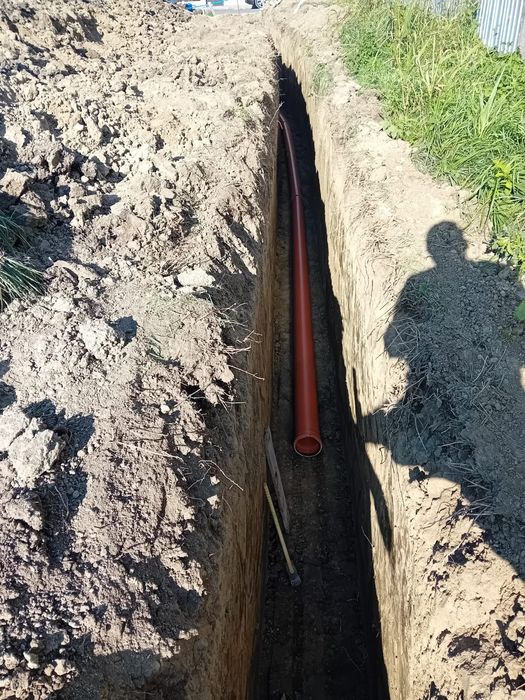 Execut branșamente apa- canal, montaj fose septice