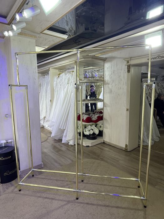 Золотые вешалки напольные грузоподьёмность 80кг вешилка vishilka