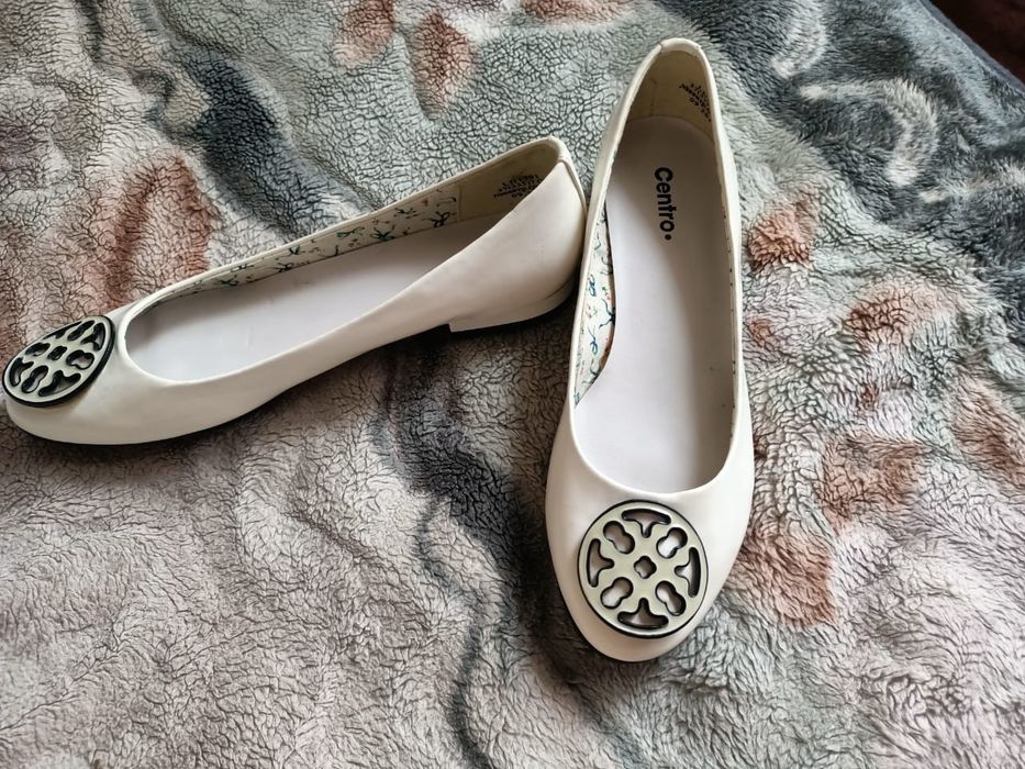 Продам новые балетки