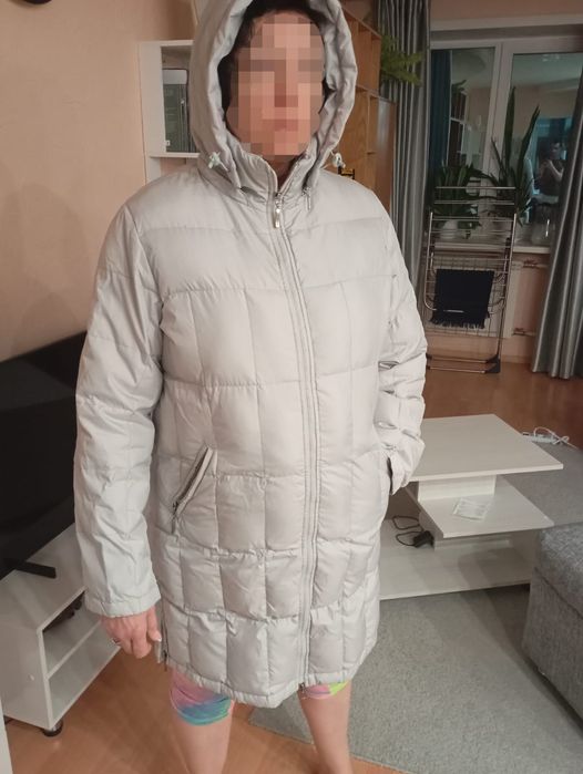 Продам пуховик. Размер 48-50 .